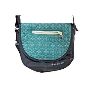 Sherpani Jagle Crossbody Bag Green Quilted Nylon Purse Or Handbag